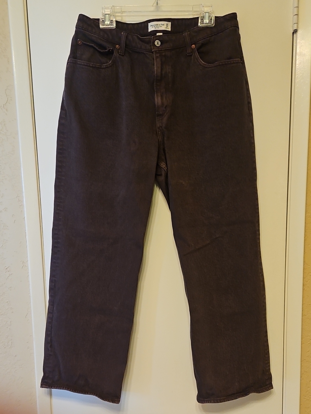 Abercrombie & Fitch Brown 90s High-Rise Relaxed Jeans
